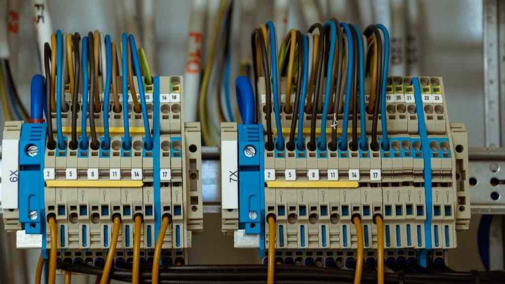 Electrician Aurora IL